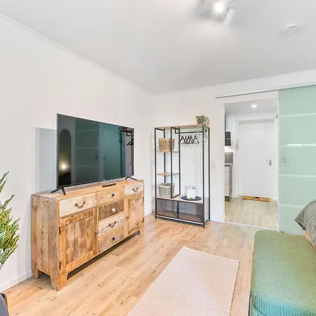 H5 303, Kingsize Bett, Netflix, Balkon, Pool Apartment *