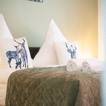 Apartment H5 303, Kingsize Bett, Netflix, Balkon, Pool