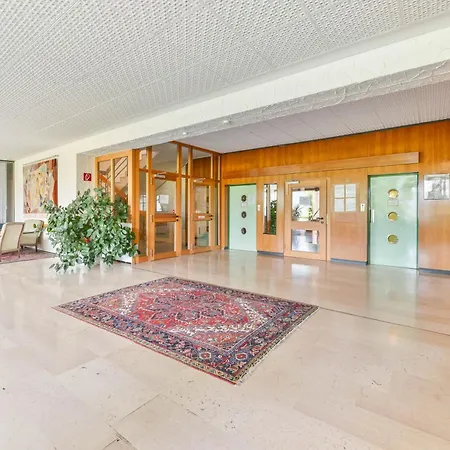 H5 303, Kingsize Bett, Netflix, Balkon, Pool